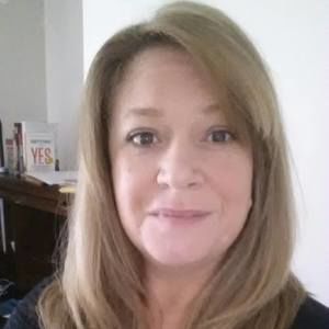 Meet your Posher, Elaine